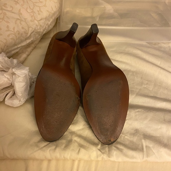 Ralph Lauren heels ( suede) - Picture 3 of 4